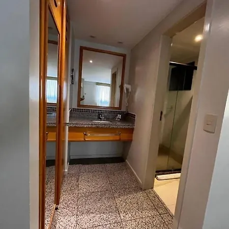 Cond Blue Tree Towers Apartamento